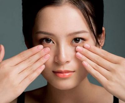 nắn lại sống mũi bị lệch 2