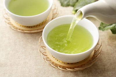 uống nước chè xanh có giảm cân không 1