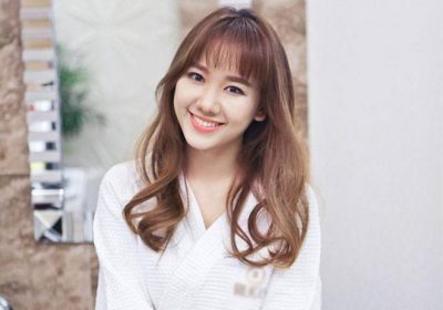 Hari Won đôi mắt cười